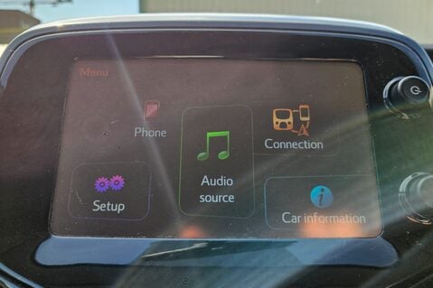 Toyota Aygo VVT-I X-PRESSION X-SHIFT.. 8 MAIN DEALER SERVICES.. ELECTRIC SUNROOF.. RARE 24