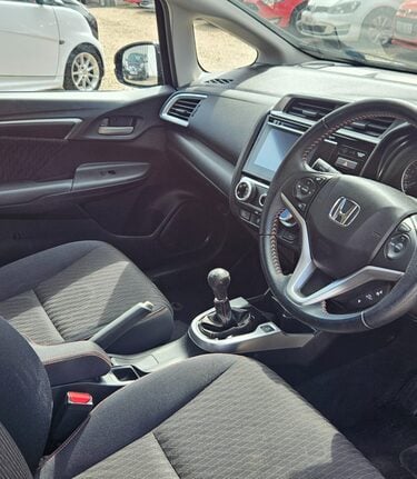Honda Jazz I-VTEC SPORT.. SERVICE HISTORY.. 6 SERVICES..BLUETOOTH..USB..DAB..AIR CON.. 3