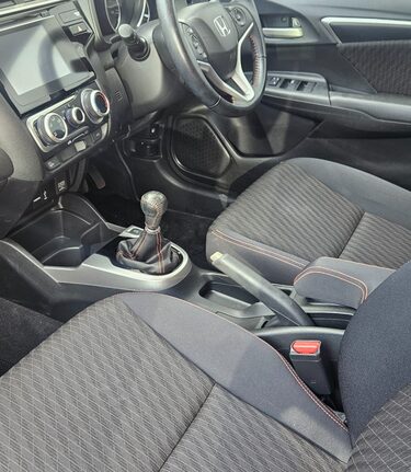 Honda Jazz I-VTEC SPORT.. SERVICE HISTORY.. 6 SERVICES..BLUETOOTH..USB..DAB..AIR CON.. 3