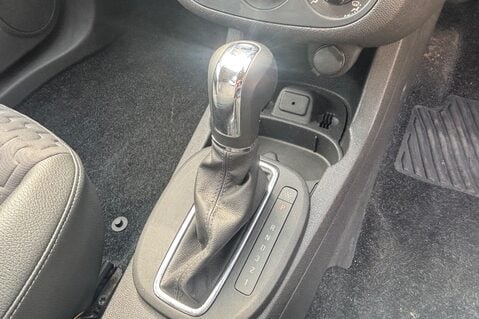 Vauxhall Corsa 1.4 SE AUTOMATIC.. HEATED SEATS..AIR CON..FULL SERVICE HISTORY..11 SERVICES 14