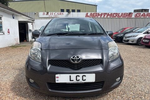 Toyota Yaris TR VVT-I MM.. AUTOMATIC.. AIR CON.. PADDLE SHIFT.. 16 MAIN DEALER SERVICES  6