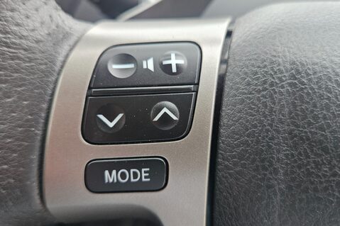 Toyota Yaris TR VVT-I MM.. AUTOMATIC.. AIR CON.. PADDLE SHIFT.. 16 MAIN DEALER SERVICES  25