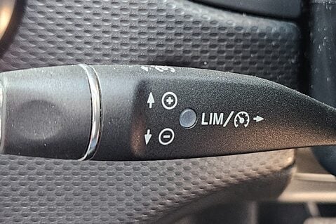 Mercedes-Benz A Class A 180 D SE EXECUTIVE SAT NAV.. LEATHER.. BLUETOOTH.. £20 TAX..  20