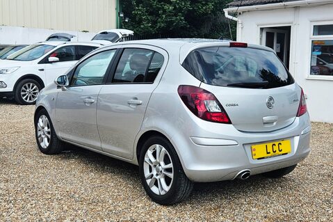 Vauxhall Corsa SXI A/C CDTI.. 10 SERVICES.. LOW INSURANCE GROUP.. £35 ROAD TAX.. A/C..AUX 9