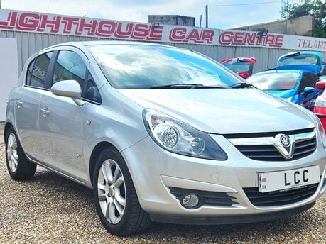 Vauxhall Corsa SXI A/C CDTI.. 10 SERVICES.. LOW INSURANCE GROUP.. £35 ROAD TAX.. A/C..AUX