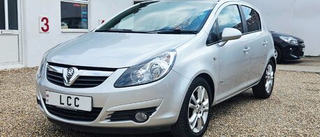 Vauxhall Corsa SXI A/C CDTI.. 10 SERVICES.. LOW INSURANCE GROUP.. £35 ROAD TAX.. A/C..AUX 1