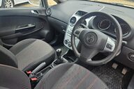 Vauxhall Corsa SXI A/C CDTI.. 10 SERVICES.. LOW INSURANCE GROUP.. £35 ROAD TAX.. A/C..AUX 5