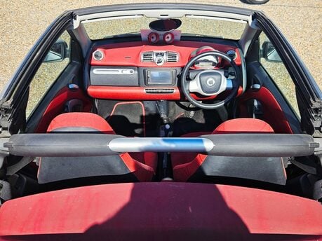 Smart Fortwo Cabrio PASSION MHD.. CONVERTIBLE.. 8 SERVICES ..£20 ROAD TAX.. BLUETOOTH.. A/C 