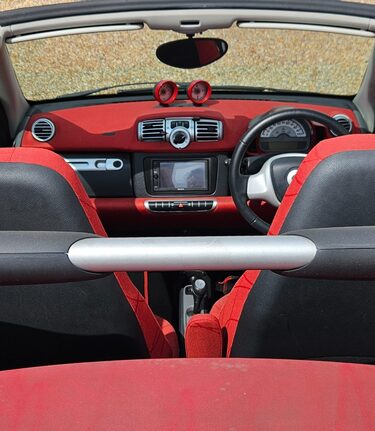 Smart Fortwo Cabrio PASSION MHD.. CONVERTIBLE.. 8 SERVICES ..£20 ROAD TAX.. BLUETOOTH.. A/C  3