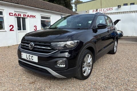 Volkswagen T-Cross SE TSI.. AUTOMATIC.. APPLE/ANDROID CARPLAY..PADDLE SHIFT.. 5 SERVICES.. A/C 6