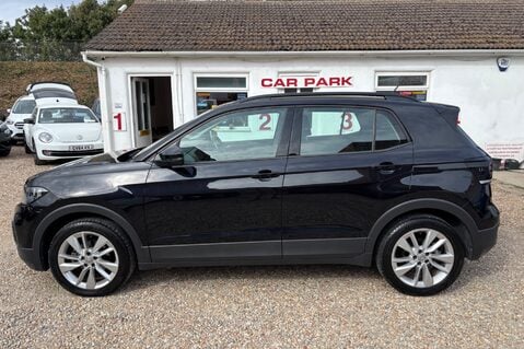 Volkswagen T-Cross SE TSI.. AUTOMATIC.. APPLE/ANDROID CARPLAY..PADDLE SHIFT.. 5 SERVICES.. A/C 7