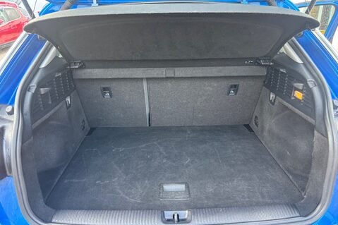 Audi Q2 TFSI SPORT...APPLE PLAY..CRUISE CONTROL.SAT NAV..DAB RADIO..BEST COLOUR 31