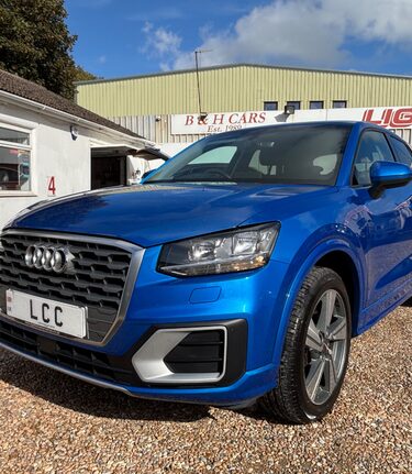 Audi Q2 TFSI SPORT...APPLE PLAY..CRUISE CONTROL.SAT NAV..DAB RADIO..BEST COLOUR 3