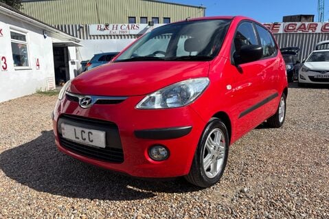 Hyundai i10 COMFORT.. AUTOMATIC.. 16 SERVICES.. A/C.. IDEAL FIRST CAR... LOW INSURANCE 20