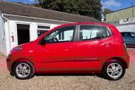 Hyundai i10 COMFORT.. AUTOMATIC.. 16 SERVICES.. A/C.. IDEAL FIRST CAR... LOW INSURANCE 19