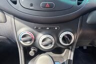 Hyundai i10 COMFORT.. AUTOMATIC.. 16 SERVICES.. A/C.. IDEAL FIRST CAR... LOW INSURANCE 10