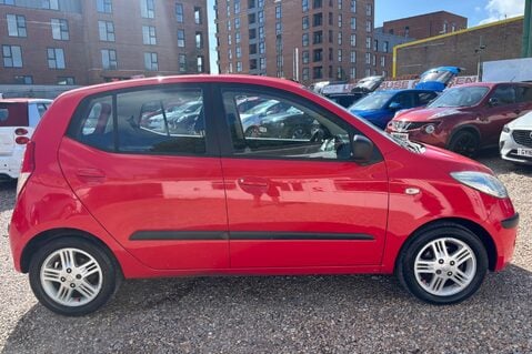 Hyundai i10 COMFORT.. AUTOMATIC.. 16 SERVICES.. A/C.. IDEAL FIRST CAR... LOW INSURANCE 22
