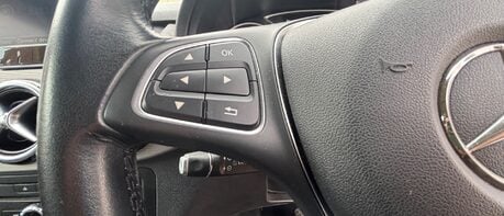 Mercedes-Benz B Class B 180 SE..AUTOMATIC..SAT NAV.. REVERSING CAMERA.. FULL LEATHER.. 5 SERVICES 1