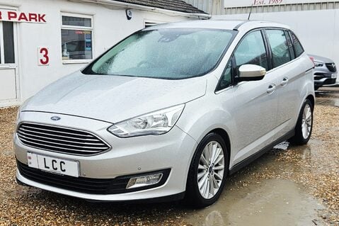 Ford Grand C-Max TITANIUM TDCI 7 SEATER AUTOMATIC 1 PREVIOUS OWNER! 7 FORD SERVICES!  3
