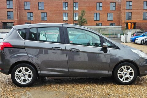 Ford B-Max 1.6 ZETEC.. AUTOMATIC.. 1 PREVIOUS KEEPER.. 4 SERVICES!  1 PREVIOUS OWNER! 7
