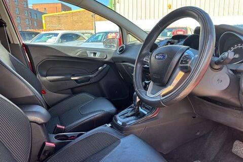 Ford Fiesta TITANIUM X AUTOMATIC! 1 PREVIOUS OWNER! £35 ROAD TAX! 5 SERVICES! 6