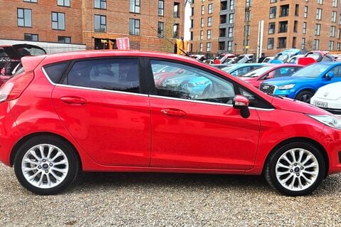 Ford Fiesta TITANIUM X AUTOMATIC! 1 PREVIOUS OWNER! £35 ROAD TAX! 5 SERVICES! 15