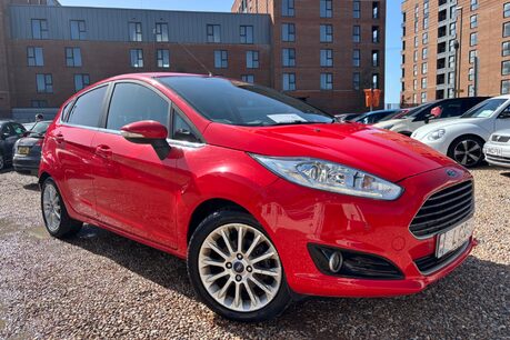 Ford Fiesta TITANIUM X AUTOMATIC! 1 PREVIOUS OWNER! £35 ROAD TAX! 5 SERVICES!