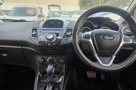 Ford Fiesta TITANIUM X AUTOMATIC! 1 PREVIOUS OWNER! £35 ROAD TAX! 5 SERVICES! 18