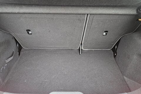 Ford Fiesta TITANIUM X AUTOMATIC! 1 PREVIOUS OWNER! £35 ROAD TAX! 5 SERVICES! 20