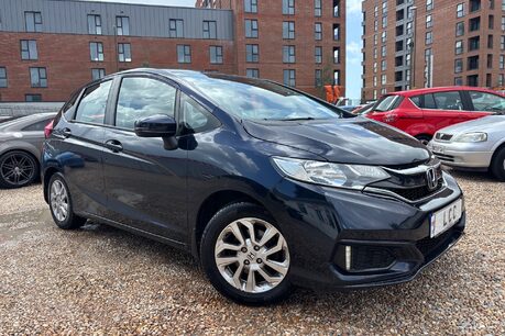 Honda Jazz I-VTEC SE NAVI DEMONSTRATOR + 1 OWNER! 7 HONDA SERVICES!