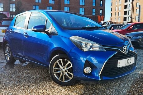 Toyota Yaris 1.3 VVT-I ICON LOOK!! 35K 1 PREVIOUS OWNER! 10 MAIN DEALER SERVICES