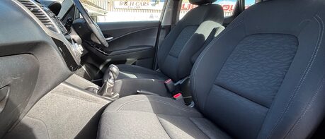 Hyundai ix20 MPI SE NAV LOOK! 1 OWNER! FULL HISTORY! 6 HYUNDAI STAMPS! 1