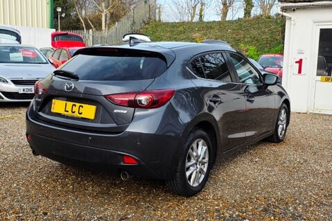 Mazda 3 2.0 SE-L  GREAT SERVICE HISTORY! 8 SERVICES! £35 ROAD TAX! SAT NAV.DAB  8