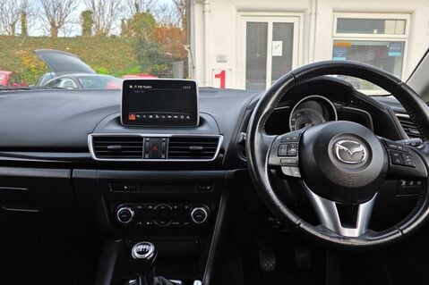 Mazda 3 2.0 SE-L  GREAT SERVICE HISTORY! 8 SERVICES! £35 ROAD TAX! SAT NAV.DAB  18