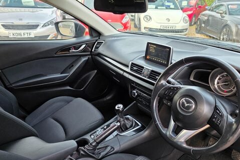 Mazda 3 2.0 SE-L  GREAT SERVICE HISTORY! 8 SERVICES! £35 ROAD TAX! SAT NAV.DAB  6