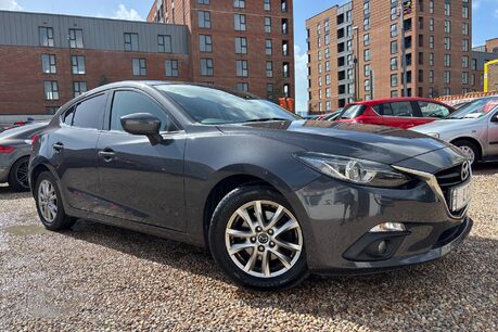 Mazda 3 2.0 SE-L  GREAT SERVICE HISTORY! 8 SERVICES! £35 ROAD TAX! SAT NAV.DAB 