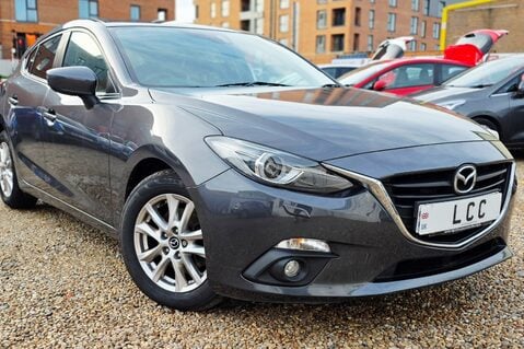 Mazda 3 2.0 SE-L  GREAT SERVICE HISTORY! 8 SERVICES! £35 ROAD TAX! SAT NAV.DAB  1