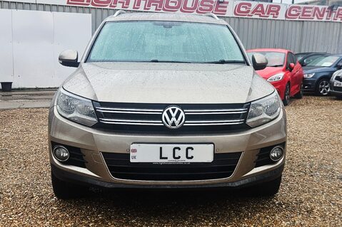 Volkswagen Tiguan MATCH TDI BLUEMOTION TECH 4x4 AUTOMATIC! 11 SERVICES! SAT NAV !! 2