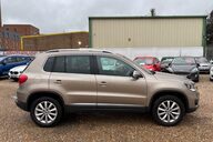 Volkswagen Tiguan MATCH TDI BLUEMOTION TECH 4x4 AUTOMATIC! 11 SERVICES! SAT NAV !! 10