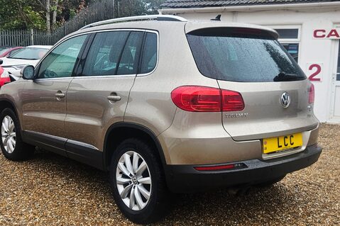 Volkswagen Tiguan MATCH TDI BLUEMOTION TECH 4x4 AUTOMATIC! 11 SERVICES! SAT NAV !! 12