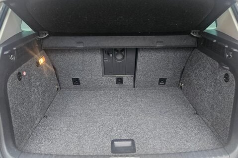 Volkswagen Tiguan MATCH TDI BLUEMOTION TECH 4x4 AUTOMATIC! 11 SERVICES! SAT NAV !! 21