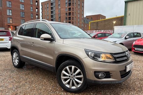 Volkswagen Tiguan MATCH TDI BLUEMOTION TECH 4x4 AUTOMATIC! 11 SERVICES! SAT NAV !!