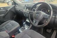 Volkswagen Tiguan MATCH TDI BLUEMOTION TECH 4x4 AUTOMATIC! 11 SERVICES! SAT NAV !! 17