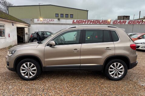 Volkswagen Tiguan MATCH TDI BLUEMOTION TECH 4x4 AUTOMATIC! 11 SERVICES! SAT NAV !! 4