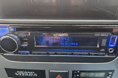 Suzuki Grand Vitara 16V LOOK! JUST 63000 MILES! SERVICE HISTORY! 8 STAMPS! 4X4! 26