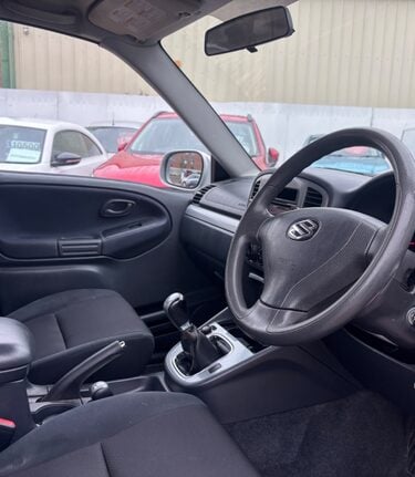 Suzuki Grand Vitara 16V LOOK! JUST 63000 MILES! SERVICE HISTORY! 8 STAMPS! 4X4! 3
