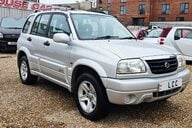 Suzuki Grand Vitara 16V LOOK! JUST 63000 MILES! SERVICE HISTORY! 8 STAMPS! 4X4! 17