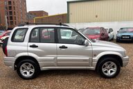 Suzuki Grand Vitara 16V LOOK! JUST 63000 MILES! SERVICE HISTORY! 8 STAMPS! 4X4! 9