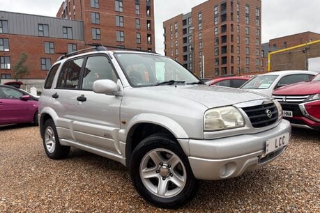 Suzuki Grand Vitara 16V LOOK! JUST 63000 MILES! SERVICE HISTORY! 8 STAMPS!