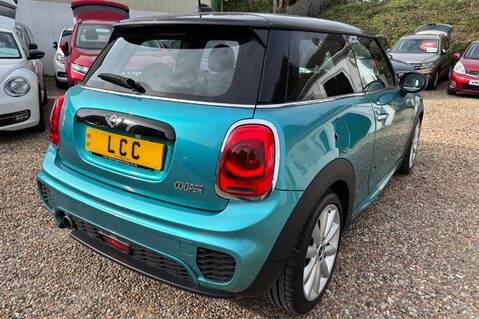 Mini Hatch COOPER 1.5 CHILLI LOOK! JUST 46000 MILES! SERVICE HISTORY! MINI CONNECTED 11